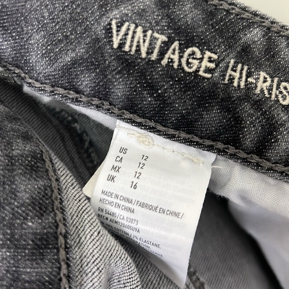 AEO High Waisted Frayed Denim Festival Jeans Size 12 - Picture 7 of 9